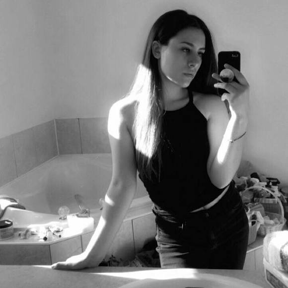 Meet your Posher, Maegen - Picture 1 of 1